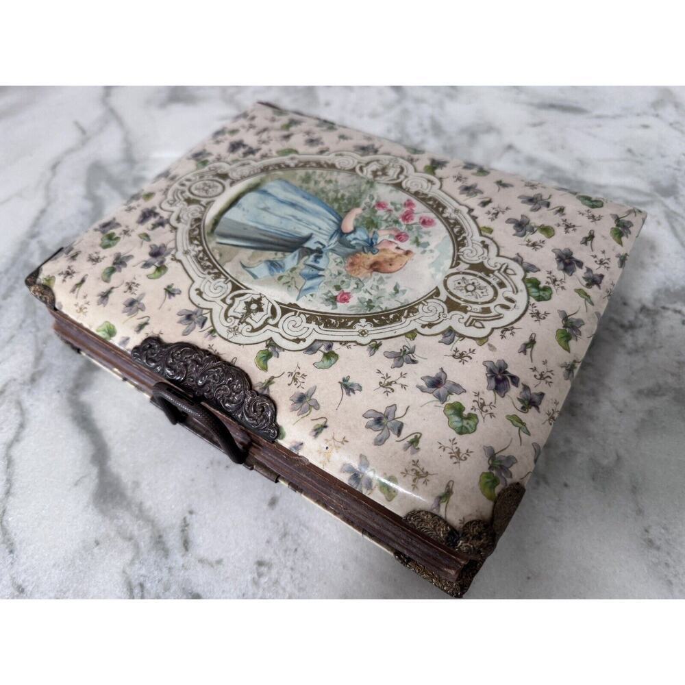 Antique Victorian Celluloid Hinged Photo Album - Picture 2 of 15